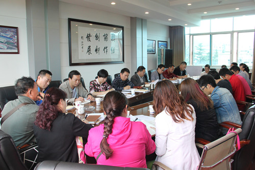 公司召開黨支部書記座談會  共話“兩學(xué)一做”學(xué)習(xí)教育怎么做