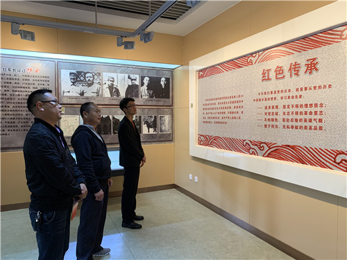 項(xiàng)目總承包部黨支部到祥云縣開展“不忘初心，牢記使命”主題教育