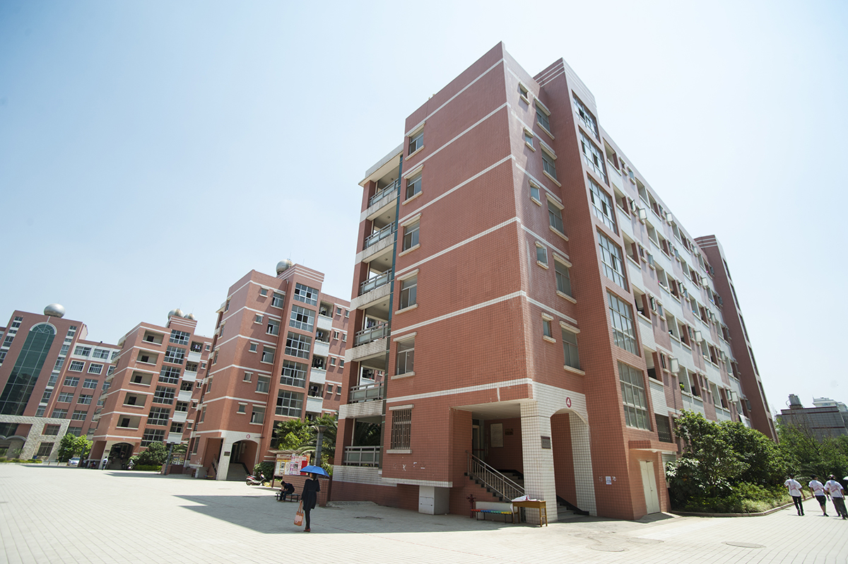 云南財貿(mào)學(xué)院世貿(mào)學(xué)生公寓