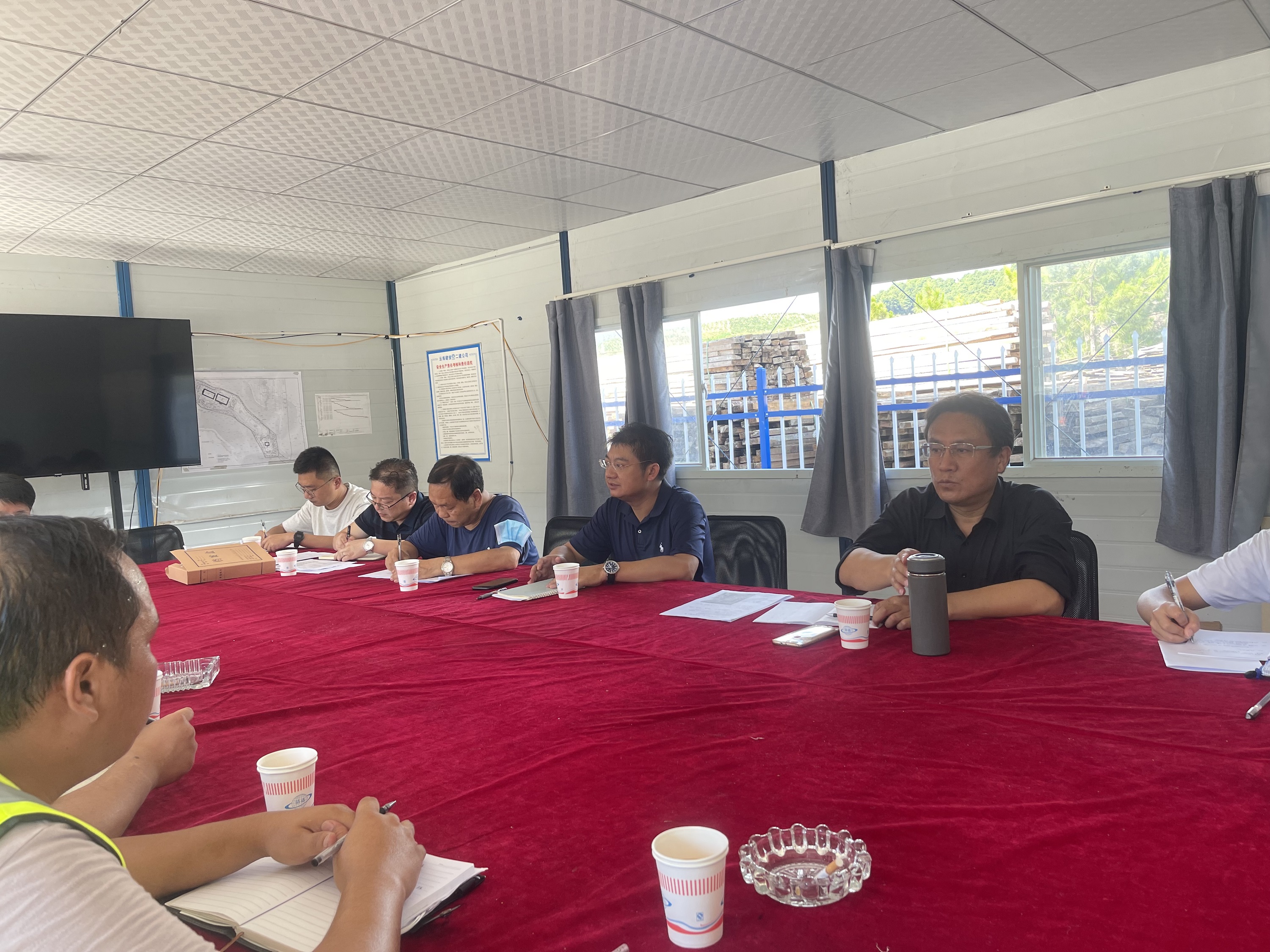 【我為群眾辦實(shí)事】萬向遵國慶期間帶班到普洱片區(qū)進(jìn)行綜合檢查