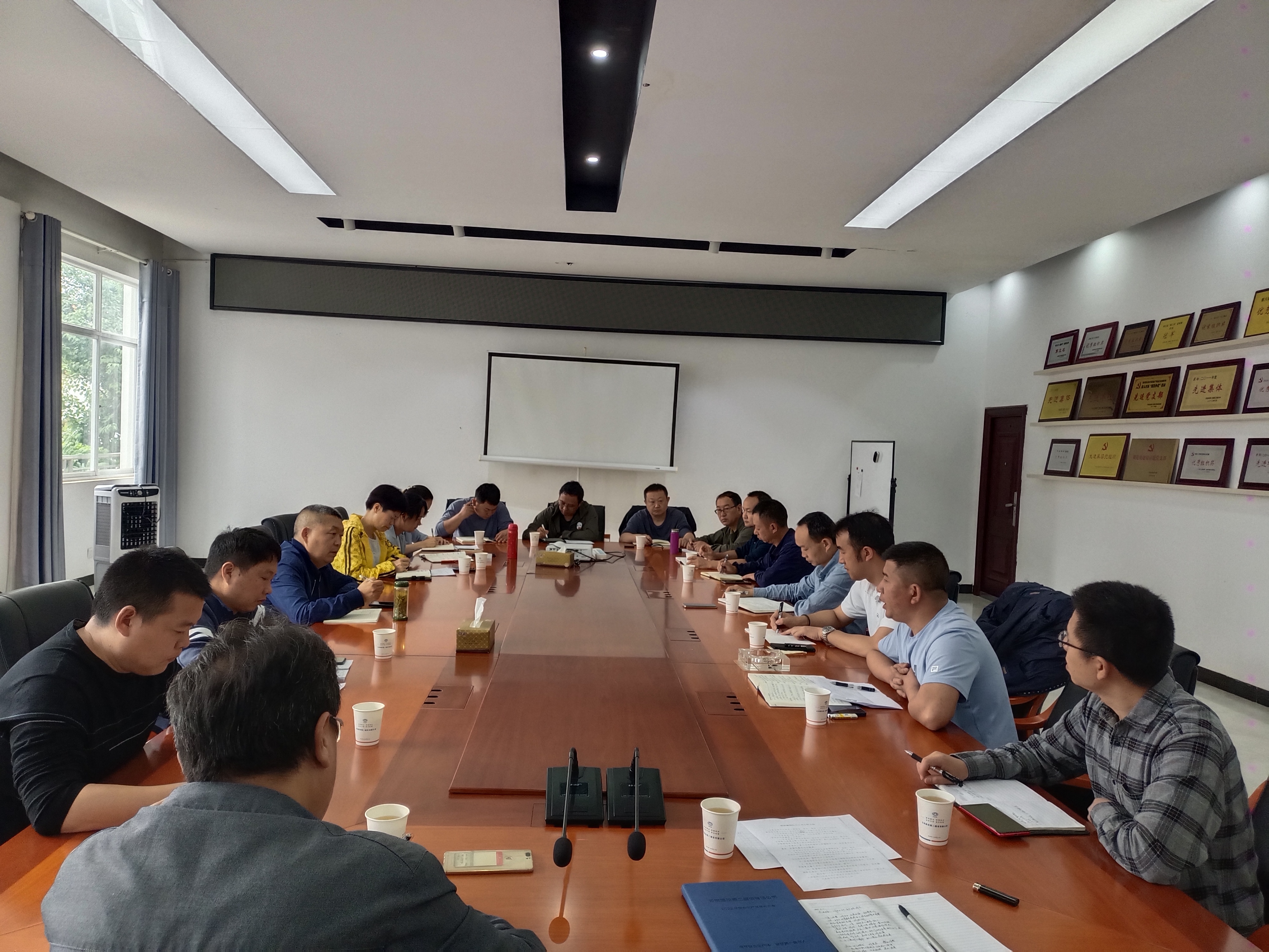 【公司動(dòng)態(tài)】公司召開(kāi)生產(chǎn)、安全系統(tǒng)年中業(yè)務(wù)工作會(huì)