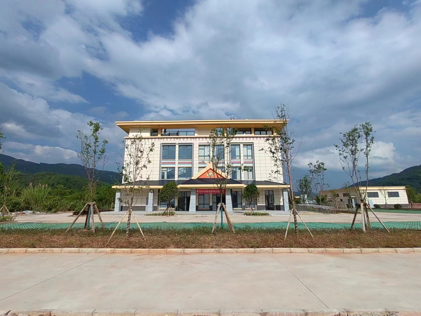 【項目動態(tài)】瀾滄縣傳染病醫(yī)院建設項目順利通過竣工驗收