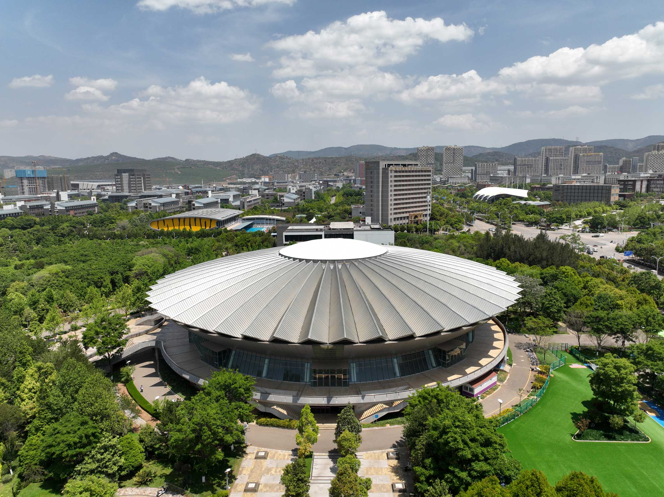 國(guó)優(yōu)獎(jiǎng)-云南師范大學(xué)呈貢校區(qū)體育館