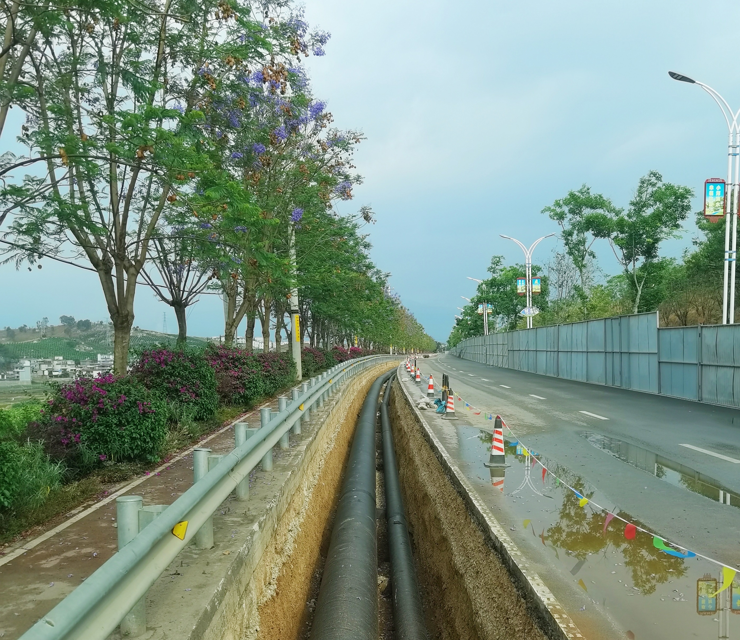 【項(xiàng)目動(dòng)態(tài)】彌渡縣城鄉(xiāng)供水一體化項(xiàng)目縣城二水廠應(yīng)急供水管網(wǎng)試通水成功